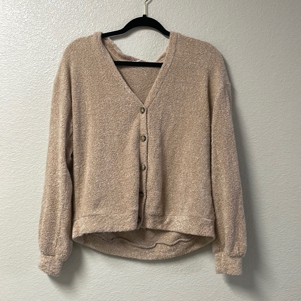 Very cute sweater/cardigan!